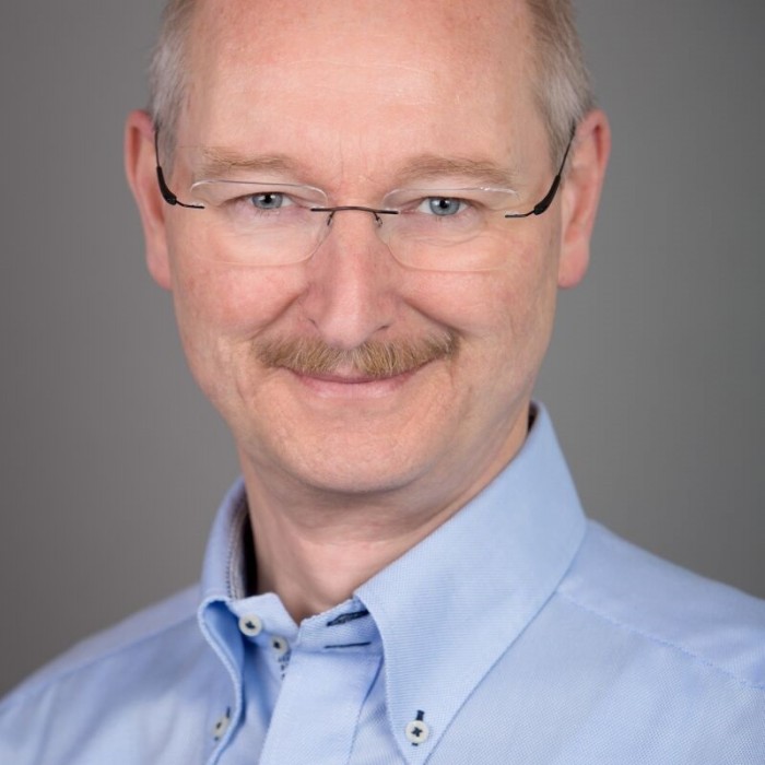 Komplettes Profilbild von Dr. Thomas Baierl