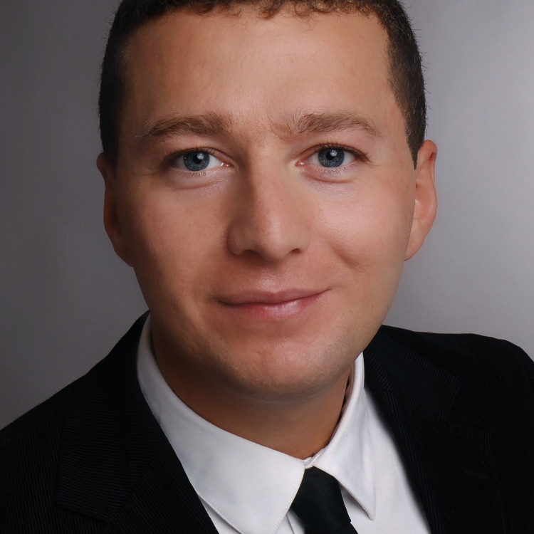 Profilbild von Rechtsanwalt  Serdar Esen