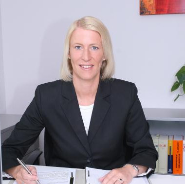 Rechtsanwältin  Carmen Rösch-Gemeinhardt